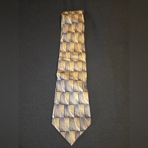 Elegant Patterned Tie in Gold and Blue